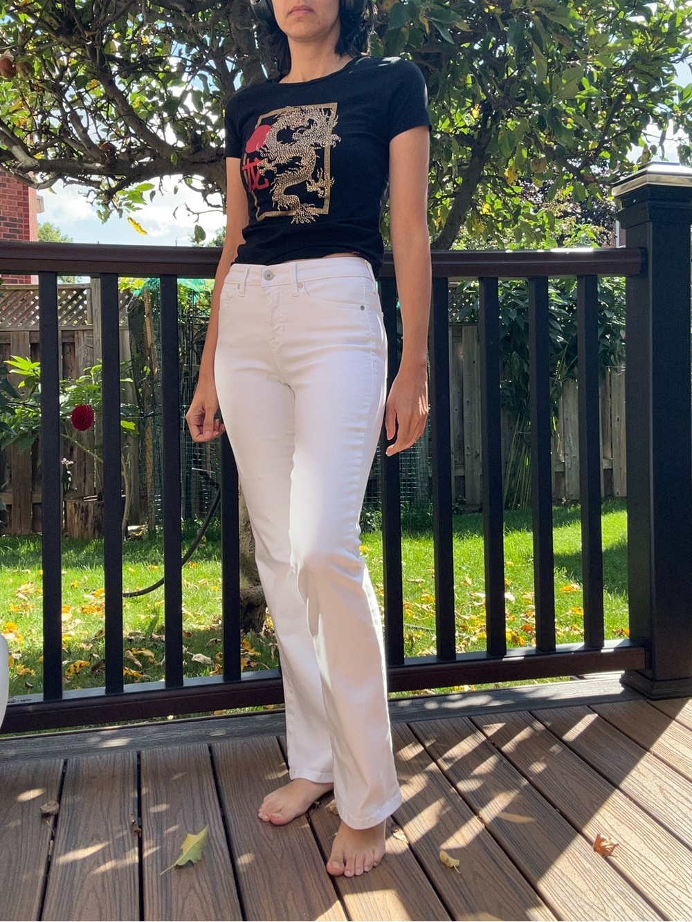 Guess Women’s High-Rise White Jeans - 26